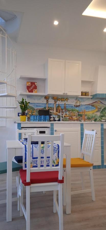 Donna Sicilia Hotel จีอาร์ดีนี นักซอส ภายนอก รูปภาพ